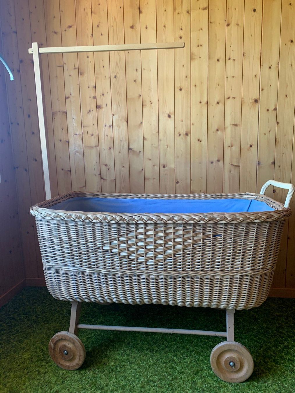 Wiegen & Stubenwagen: STUBENWAGEN – Gebraucht aus Zimmerwald von daisy-5 1