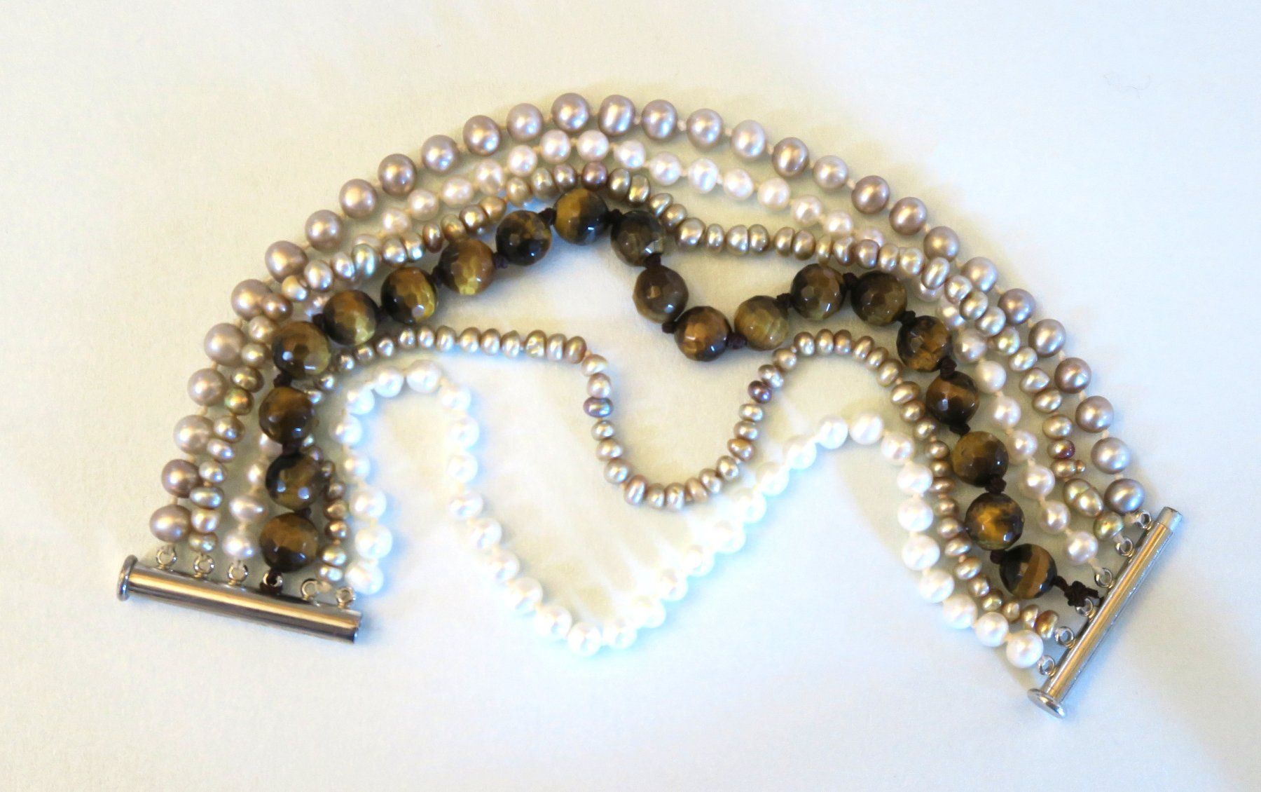 Bracciali & Braccialetti: Armband Zuchtperlen/Tigerauge – Usato da Brittnau venduto da marlenestone 2