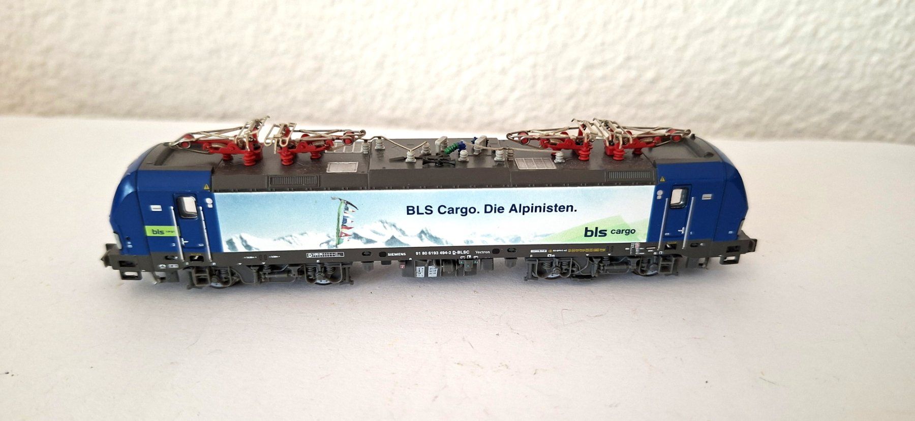 Hobbytrain Modellini di ferrovie: Hobbytrain BLS Cargo Alpinisten Hupac 494 " DIGITAL " – Usato da Biberist venduto da Ntrains 2