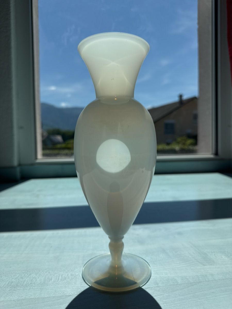 Vasi & Recipienti: Vase élégant en verre opalin blanc  – Usato da Pâquier-Montbarry venduto da ada_w658 3