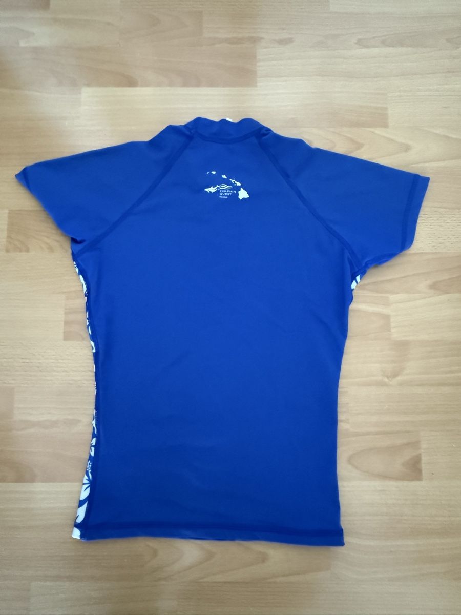 Costumi da bagno: blue swimming shirt from hawaii – Usato da Winterthur venduto da hachiscutecloset 1