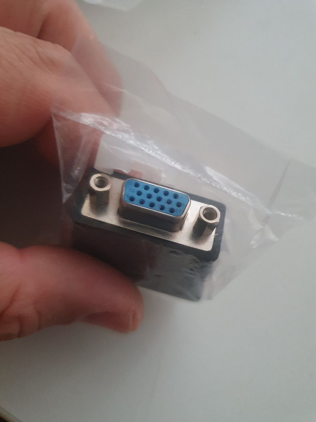 Unità & Adattatore: Adapter  DVI zu VGA – Nuovo e nell'imballaggio originale da Zürich venduto da Alibaba1234