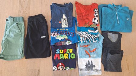 Jungen Kleiderpaket, Grösse 128, Sommer und Übergang!
