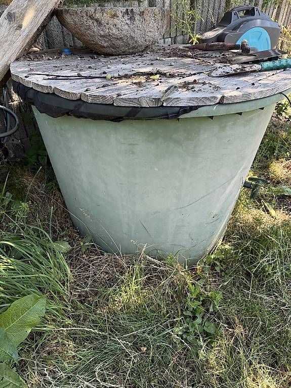 Schallplatten: Fut 510l pour eau de pluie – Gebraucht aus Arzier-Le Muids von Jackoncept