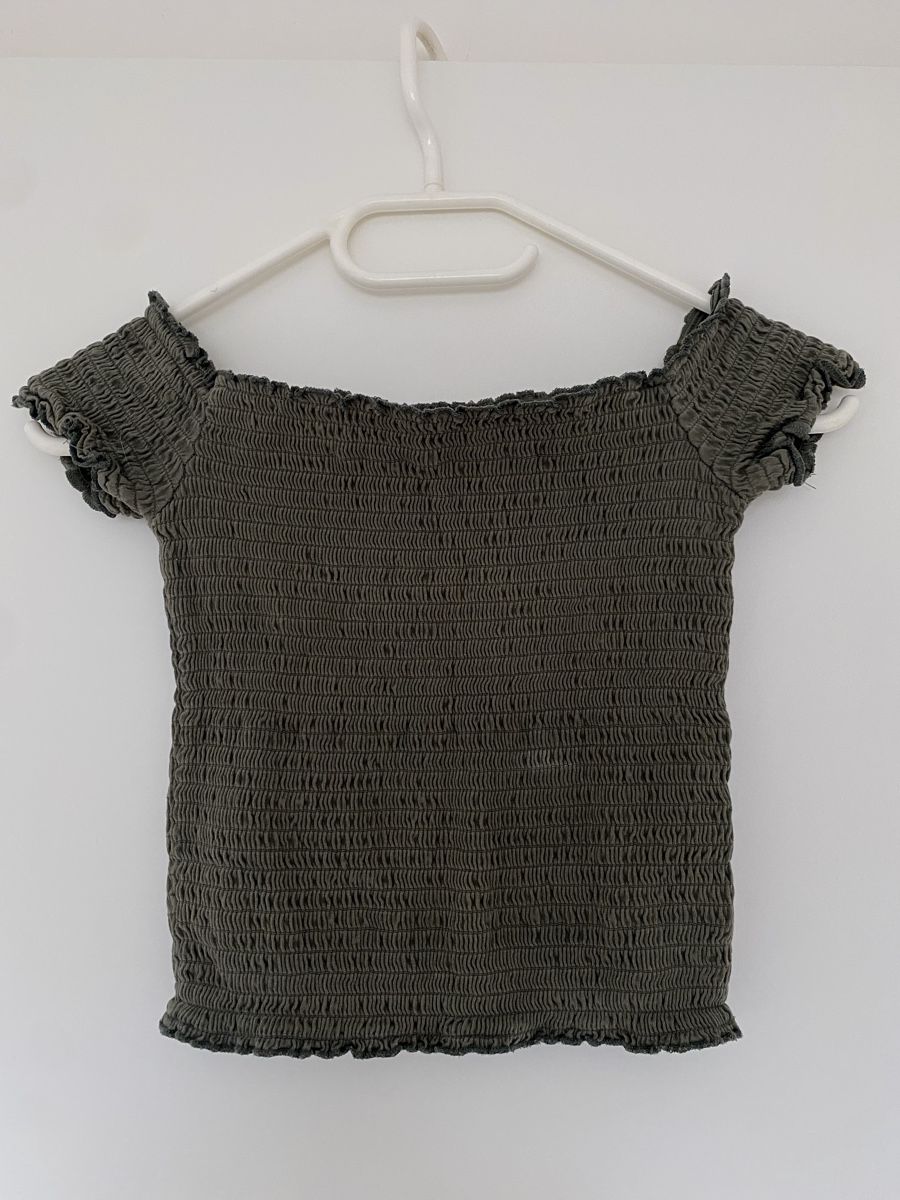 Hollister Top: Top Hollister (size S) – Usato da Delémont venduto da noe_2dvd