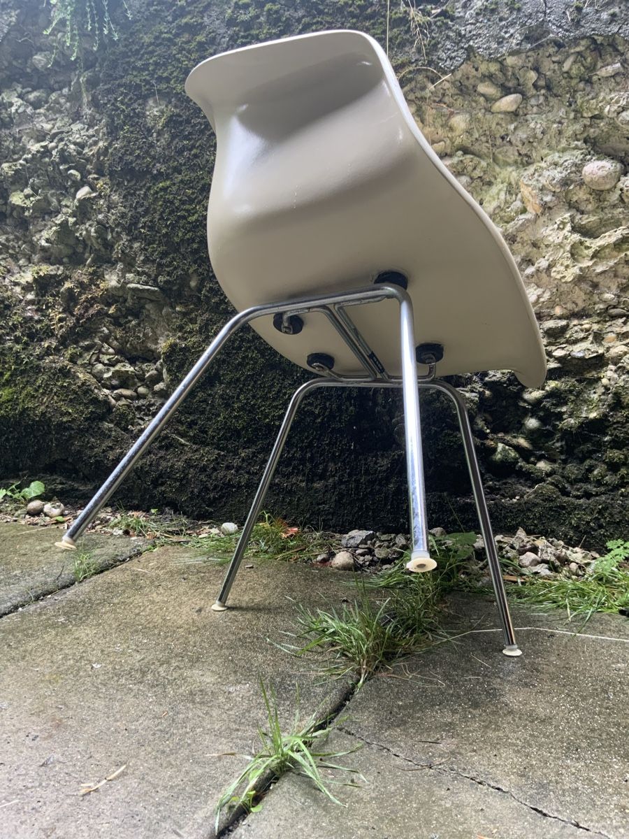 Vitra Chaises: Vitra Design Stuhl – D'occasion à Bern par fleschgordon 4