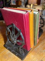 Brienz serre-livres bois sculpté Edelweiss Buchstütze