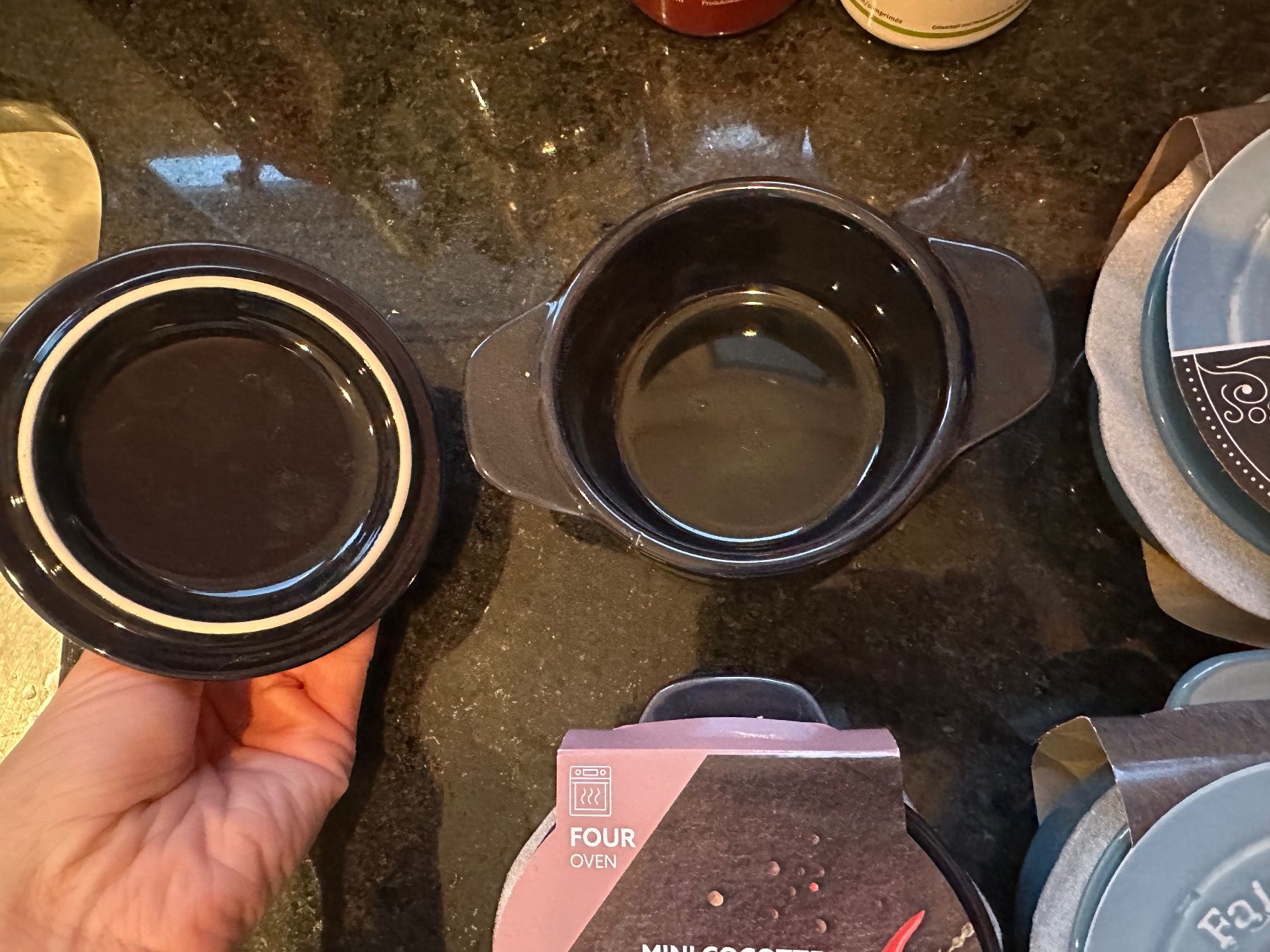 Pentole: Mini Cocotte Set, Keramik, neuwertig. – Nuovo e nell'imballaggio originale da Aesch LU venduto da mir_5wpx 2