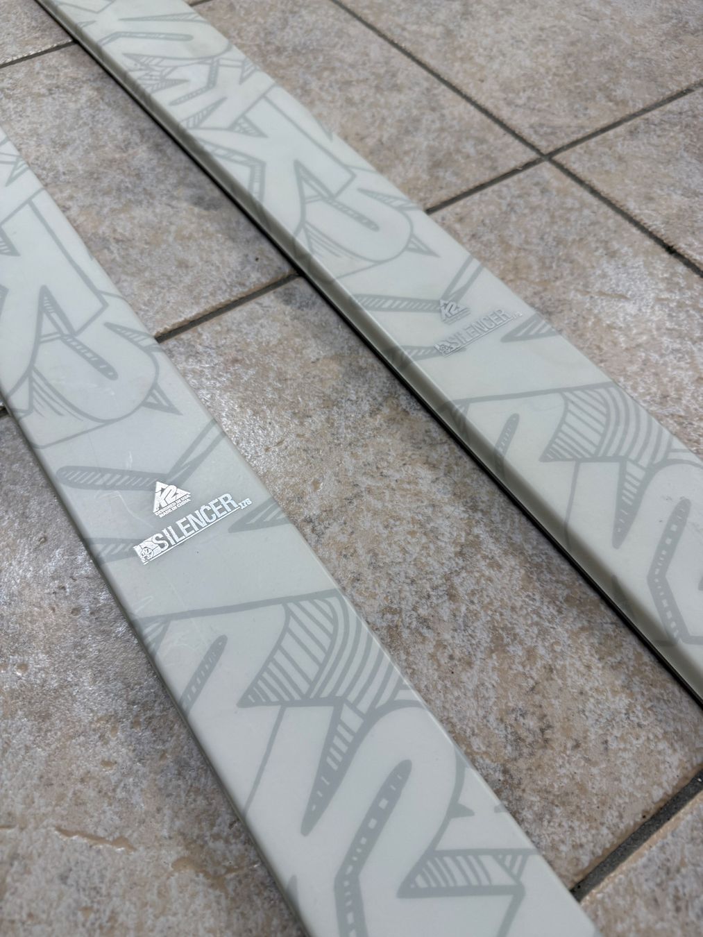K2 Sci: K2 Ski Freestyle weiss – Usato da Russikon venduto da manureloop 5