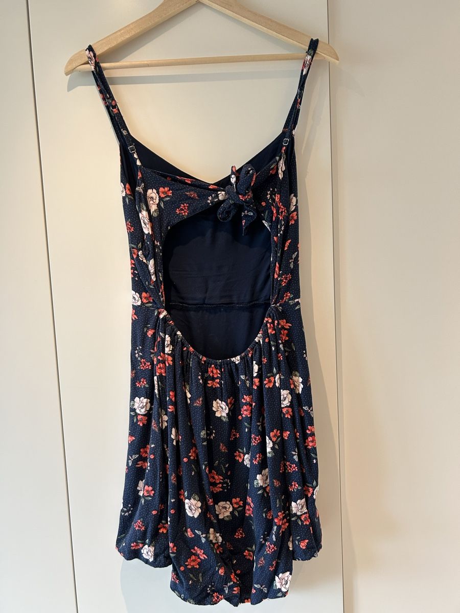 Hollister Robes: Sommerkleid – Neuf (Voir description) à Jona par caro_schaf 1