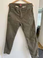 Herren Chino Hose Levi's oliv Grösse 31x32 guter Zustand