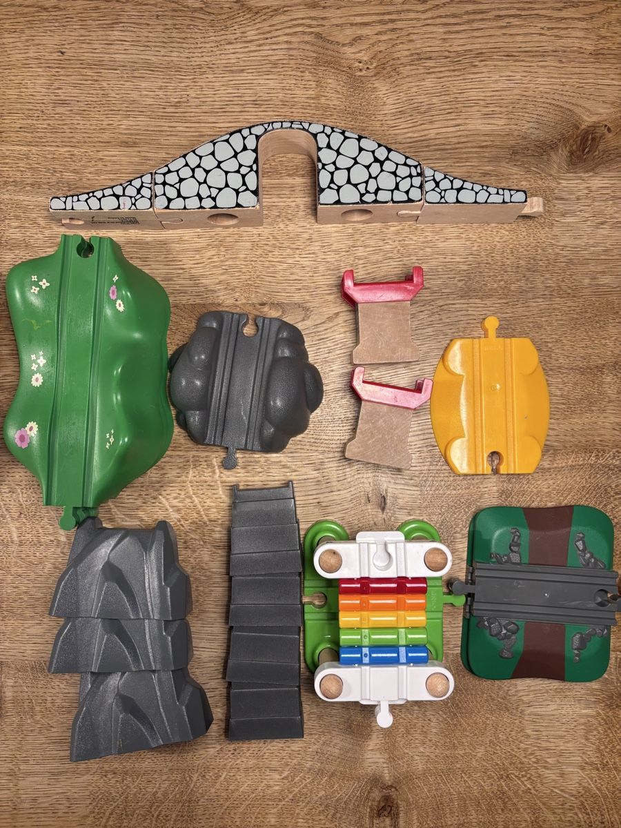 Brio Spielzeuge: Umfangreiches Briobahn-Set! – Gebraucht aus Baar von mar_vp7b 2