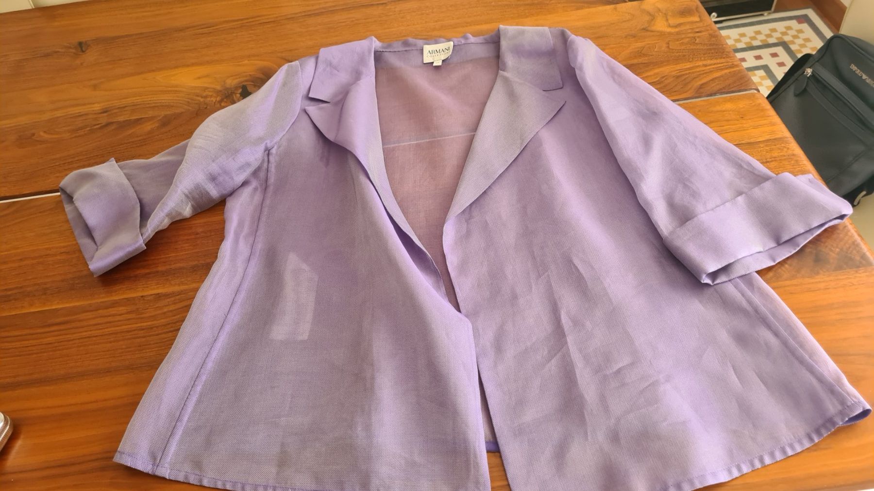 Armani Camicette: ARMANI COLLEZIONE  bluse jacke – Usato da Minusio venduto da Ninfa54
