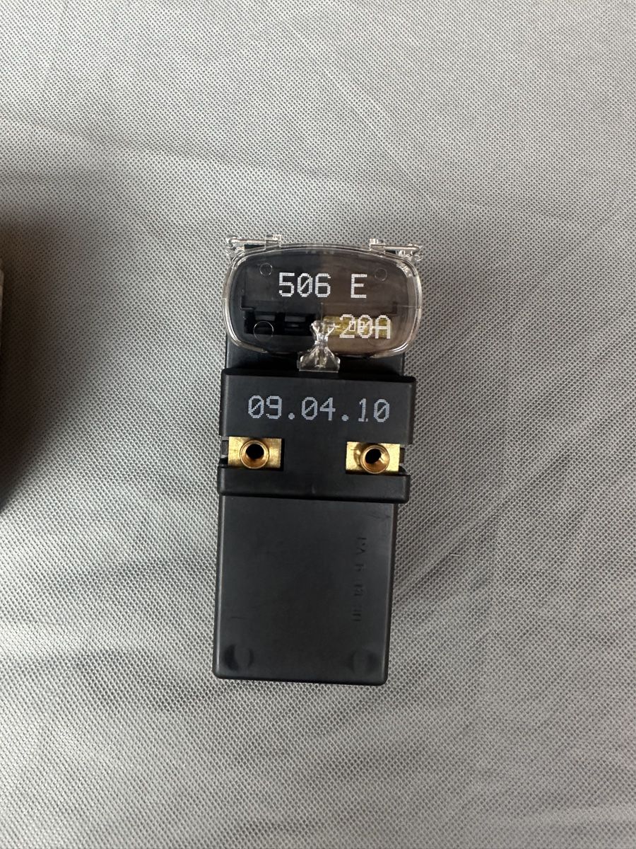 VW Alle Autoersatzteile: Vw/Audi Relais 357 919 506 E 12V  NEU! – Neu und originalverpackt aus Vulpera von Plavna01 2