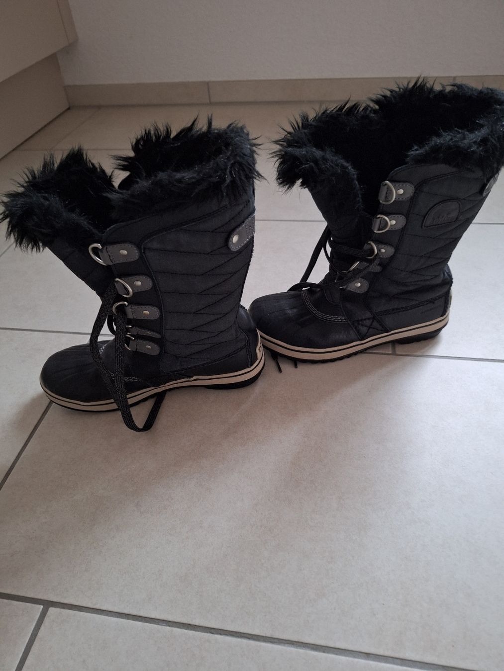 Scarpe per ragazze: Sorel Winterstiefel, Gr. 34, Schwarz – Usato da Pfäffikon ZH venduto da Shoppi5 3