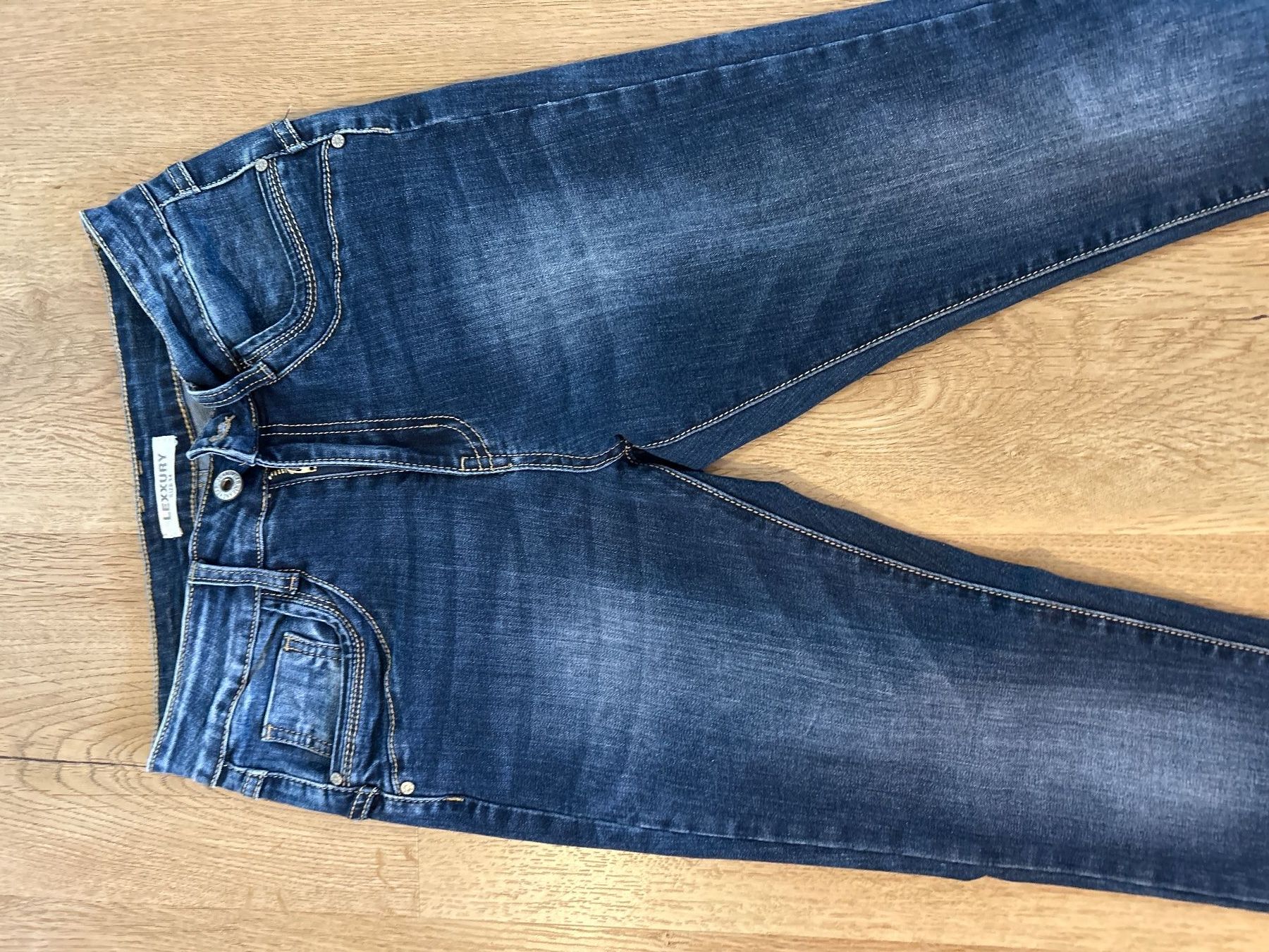 Jeans: Jeans LEXURY Grösse 34 – Usato da Brunnen venduto da Nala2929 1