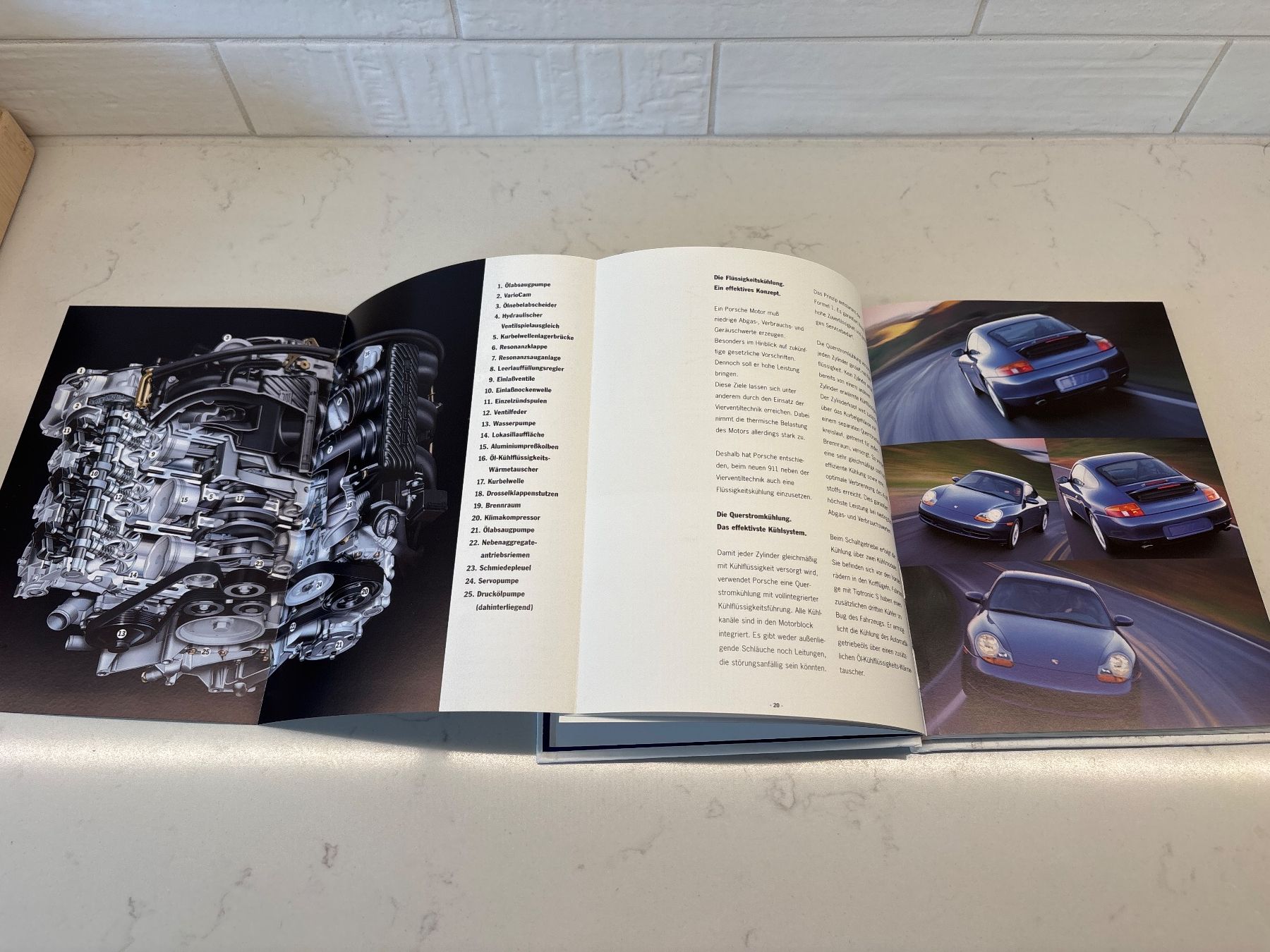 Porsche Documenti: Livre Porsche Evolution 911 état neuf – Usato da Gollion venduto da Hampton 2