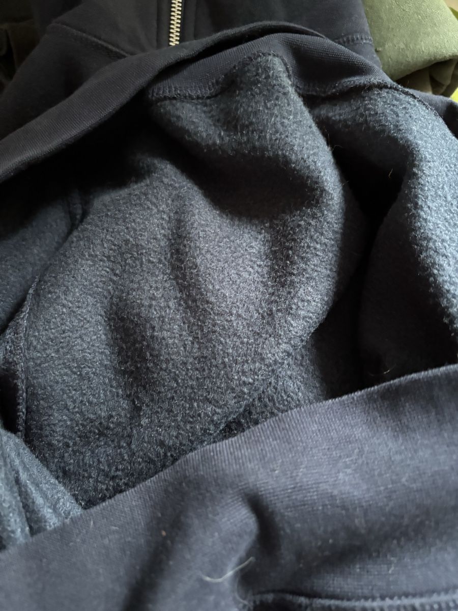 Zara Maglioni & Felpe: Zara Pullover mit Reißverschluss dunkelblau M – Usato da Fribourg venduto da dafral 4
