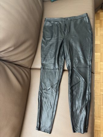 Orsay Lederimitat Hose, Schwarz, Grösse 40, Top Zustand