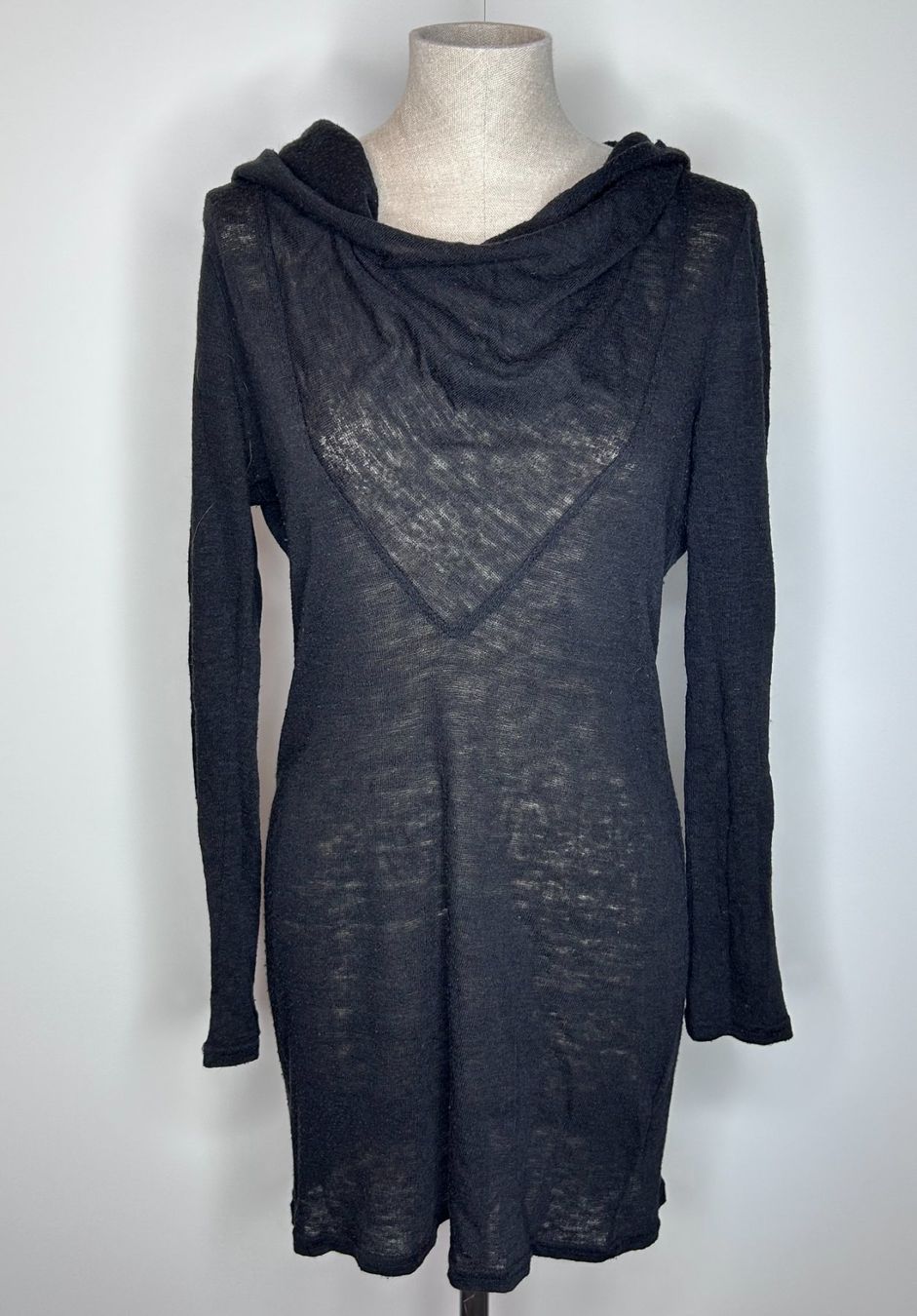 H&M Vestiti: H&M Dress with Hood – Usato da St. Gallen venduto da look-twice