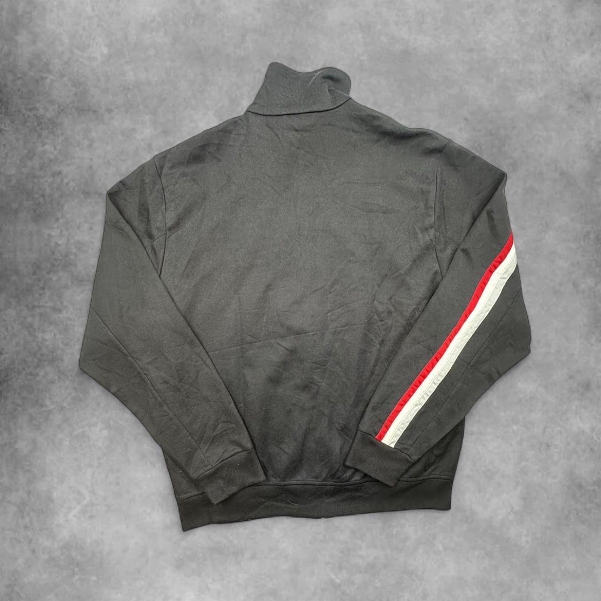 Puma Vestes: Puma black jacket – D'occasion à Erlinsbach SO par TogaResell 2