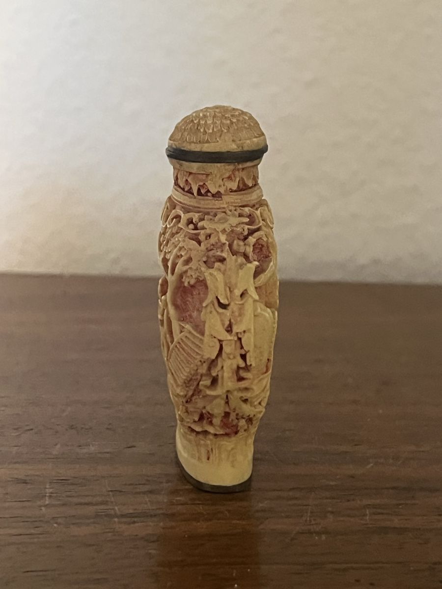 Toutes les décorations: Chinesische Snuffbottle – Défectueux à Niederurnen par gebrauchtbrauchbar 1