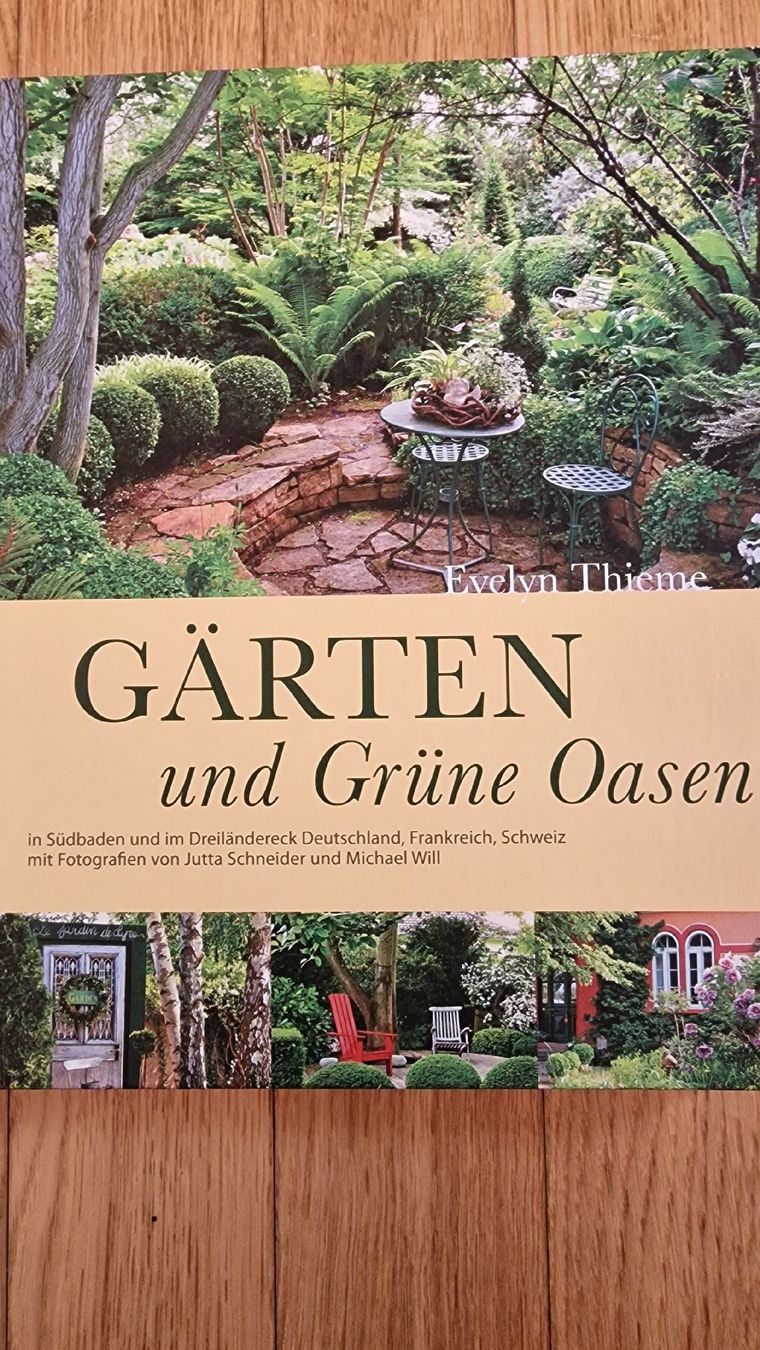 Bücher: Gartenbuch "Gärten und Grüne Oasen" – Gebraucht aus Zürich von Gabced