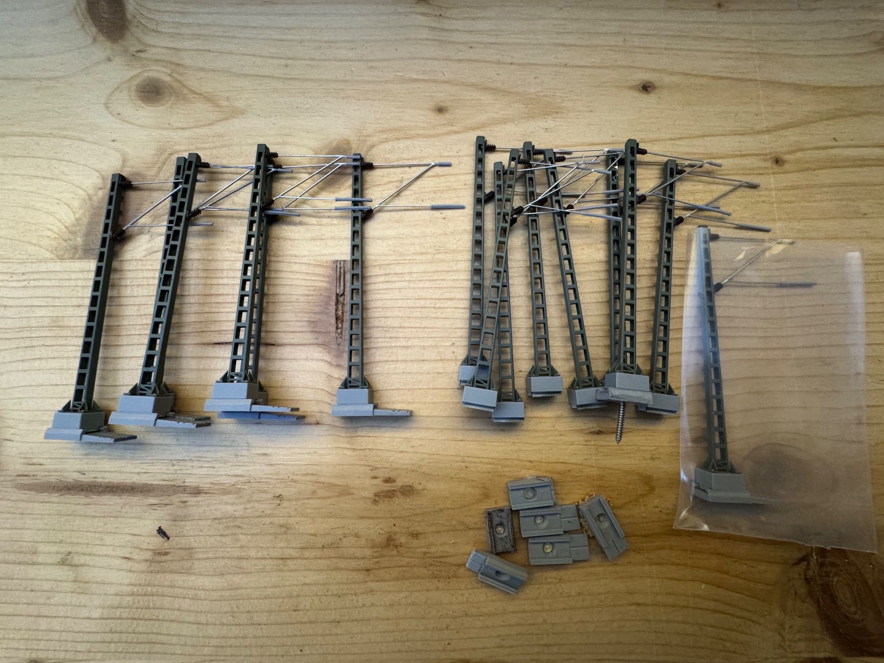 Sommerfeldt Modellini di ferrovie: Oberleitung masst 1:87 – Usato da Klarsreuti venduto da Sbirolipiero 2