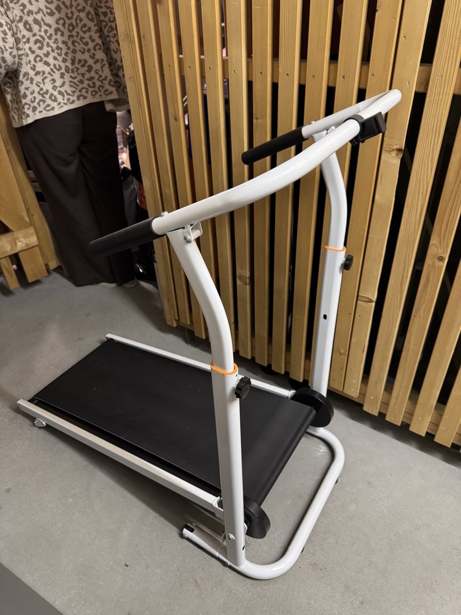 Hometrainer: Laufband, Hometrainer ohne Strom – Usato da Witterswil venduto da liinchen28 1