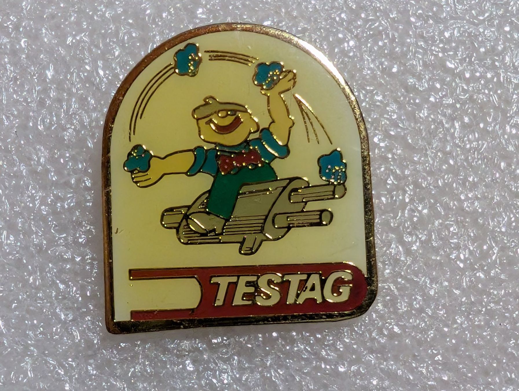 Placchette & Badge: Ansteckpin 252: Testag – Usato da Oppligen venduto da Pin-Fall-Shop