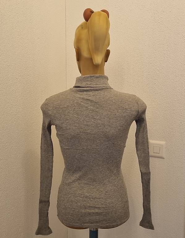 Maglioni & Felpe: Pulli von Ginatricot, Gr. XS – Usato da Hägglingen venduto da TameDeVito 1