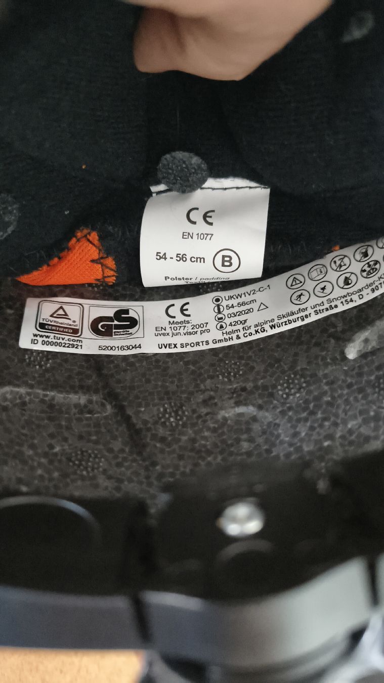 Uvex Caschi & visiere: Uvex Kinderskihelm – Usato da Künten venduto da Momi29 3