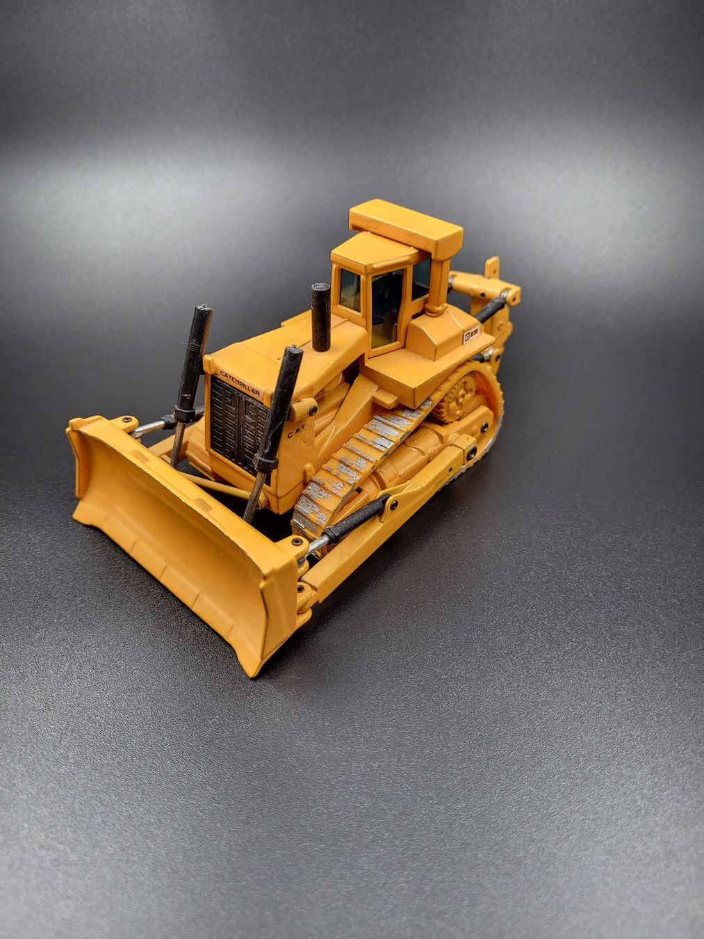 Caterpillar Kit di modellismo & Modellini statici: Baumaschinenmodelle – Usato da Wohlen b. Bern venduto da saemi999 1