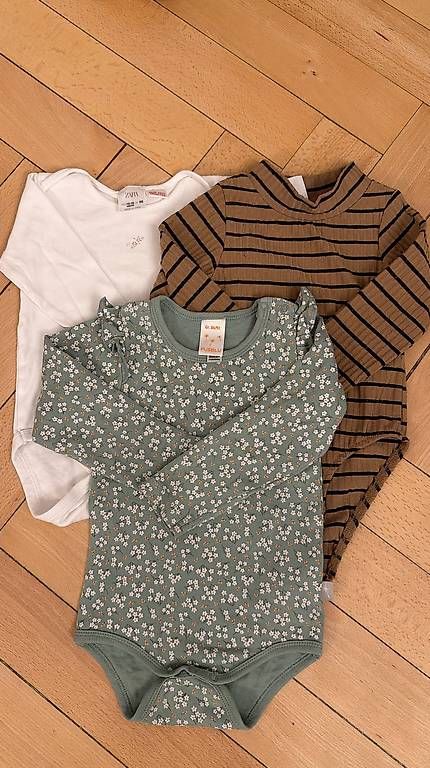 Ensembles coordonnés: Bodys Größe 86/92 – D'occasion à Luzern par Mariab2502