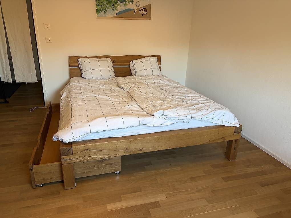 Betten: BELLWALD Bett mit Schublade 160x200cm – Gebraucht aus Volketswil von gianluca9_-