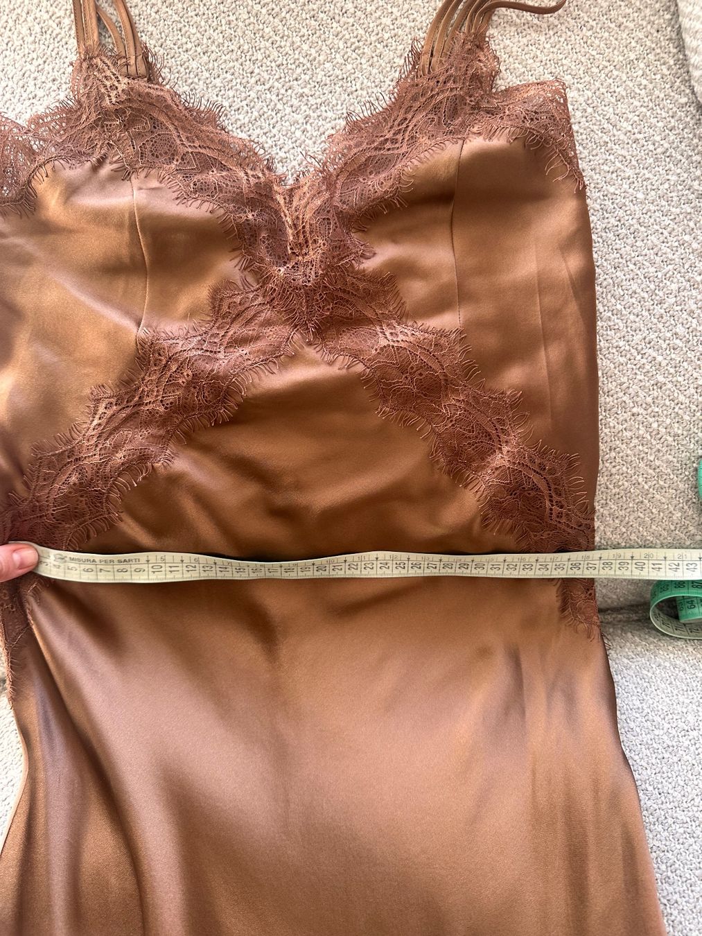 Massimo Dutti Vestiti: Massimo Dutti silk dress xs – Usato da Zürich venduto da Ele_fashionista 4
