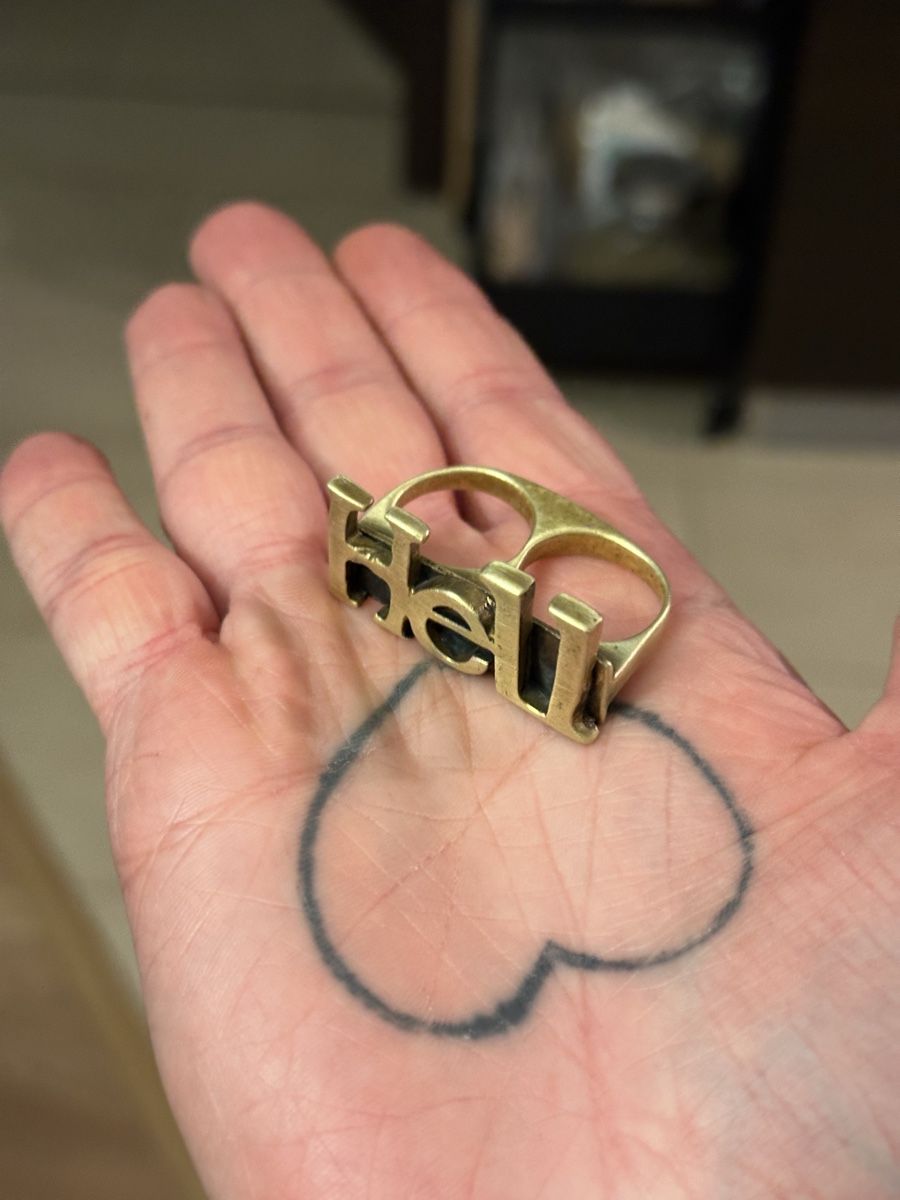 Ringe: Hell 2 fingers Brass Ring – Gebraucht aus Zürich von RatsTreasure 4