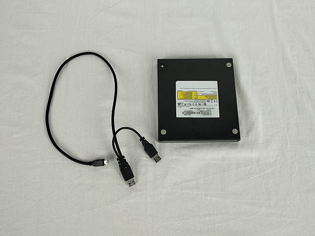 Samsung Lettore multimediale & Streamer: SAMSUNG external DVD Writer Model se-s084 – Usato da Schübelbach venduto da Restwert_Schubelbach 1