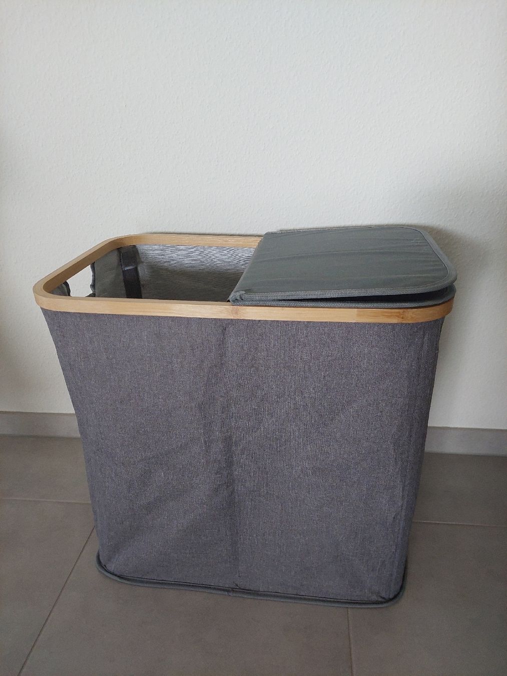 Paniers à linge: Wäschekorb mit 2 Fächer – D'occasion à Unterägeri par del_x5dk 2