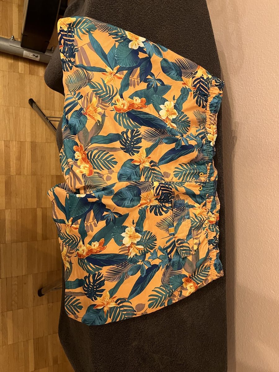 Pantaloni: Badehose Hawai XL – Usato da Oberwil BL venduto da LiviaS01 1