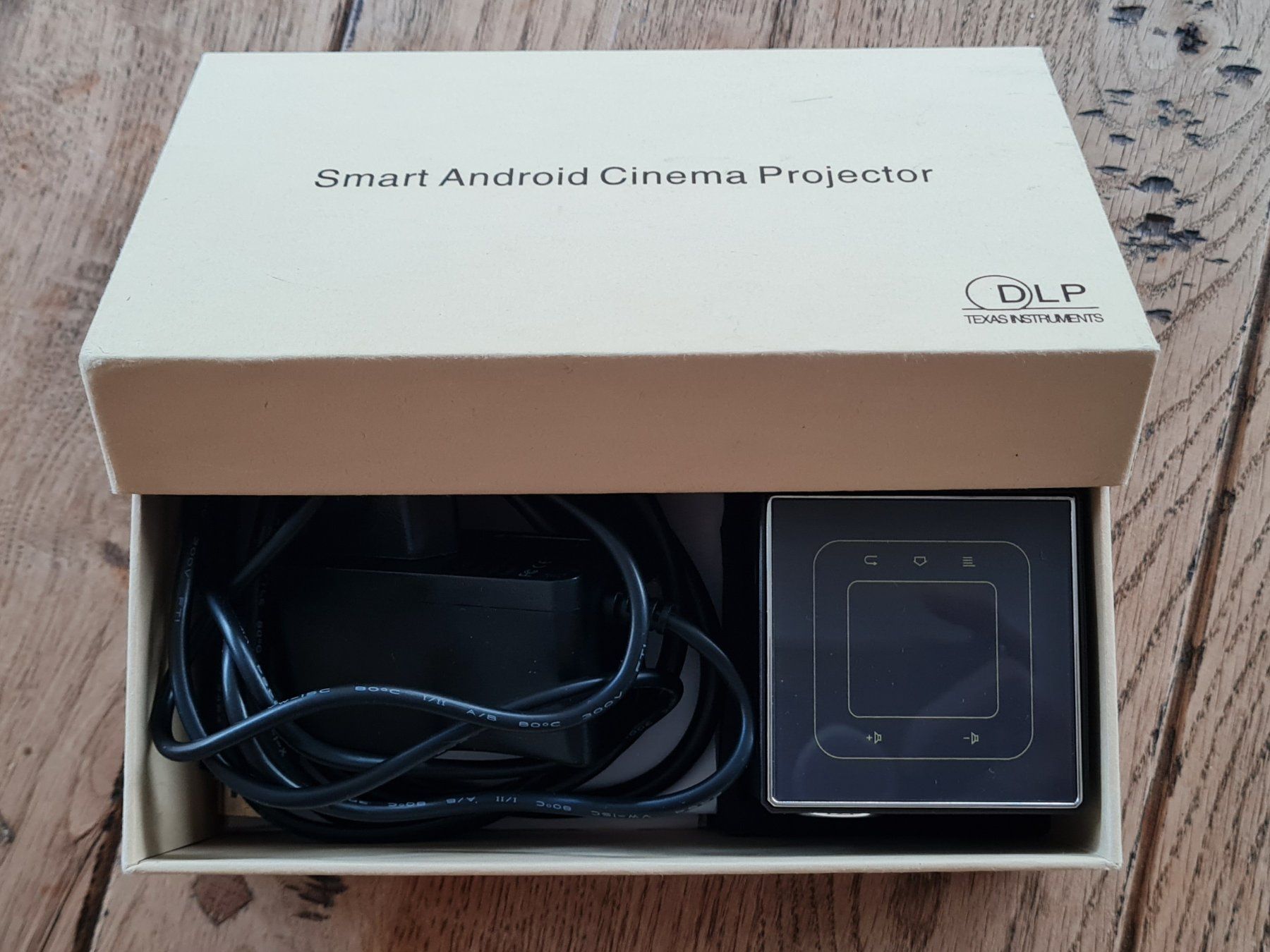 Proiettori: MiniBeamer DLP Smart Android Cinema Projector 6 x 6 x 6 cm – Usato da Bäriswil BE venduto da irwu 4