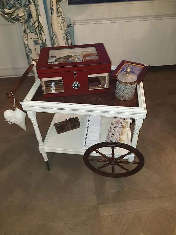 Carrelli di servizio: vintage barwagen  – Usato da Adligenswil venduto da balboa5