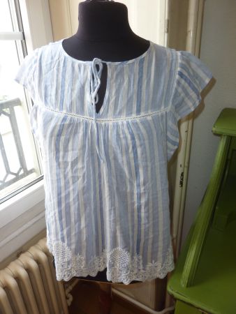 blouse en coton taille S coton marque vanesa  a virginia