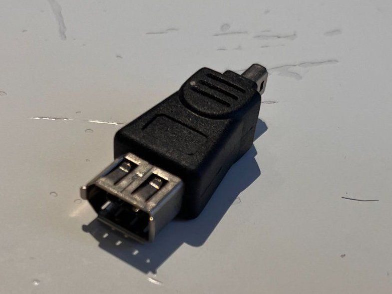 Lecteurs & Adaptateurs: Adapter FireWire > Micro USB-B – D'occasion à Bern par PJB