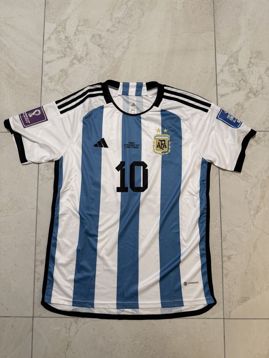 Adidas Maillots de corps & Pantalons: Argentinien Messi Trikot WM 2022 – Neuf (Voir description) à Bronschhofen par leo_99hp