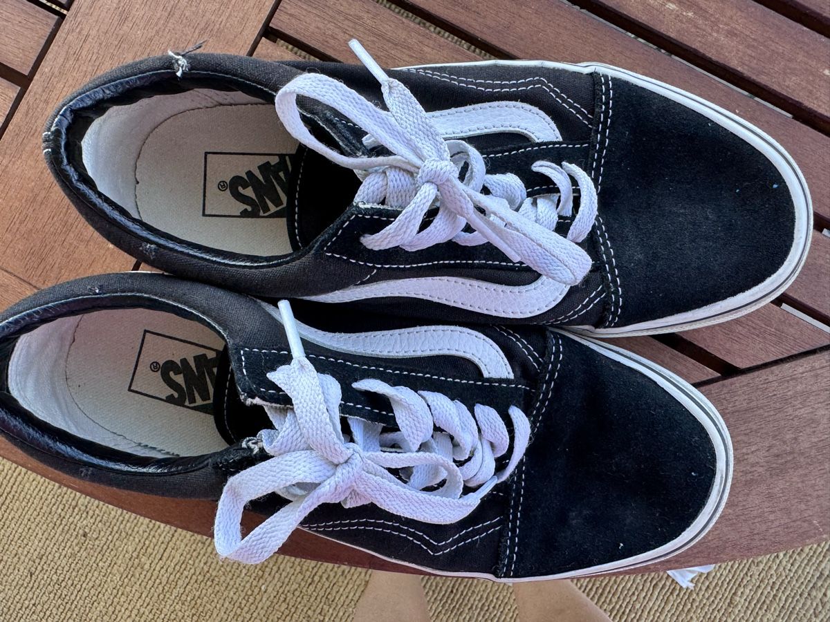 Vans Chaussures hommes: Vans Old Skool Shoes Size 38.5 – D'occasion à Zürich par lui_ns5h 1