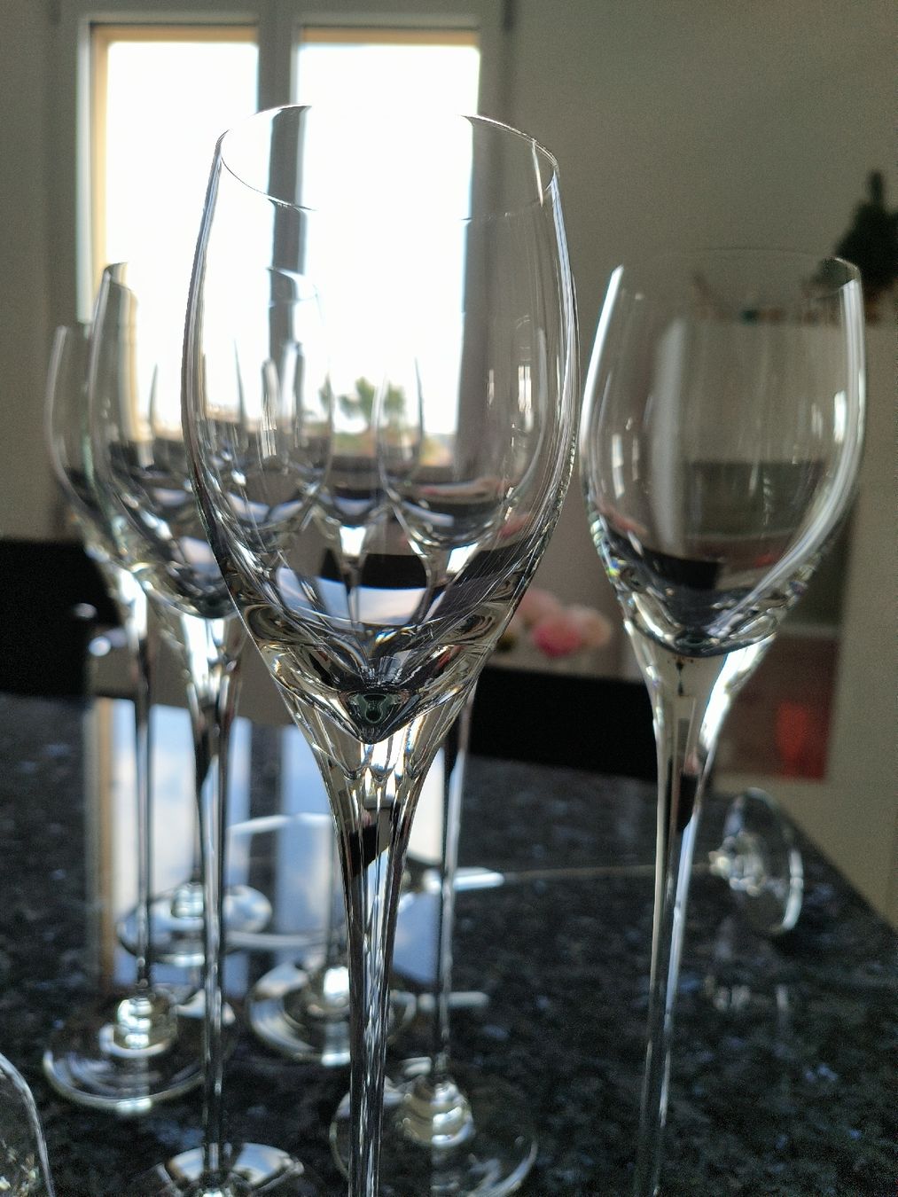 Gläser: 11 elegante langstielige Prosecco oder Weingläser, – Neu (gemäss Beschreibung) aus Biel/Bienne von No62 1