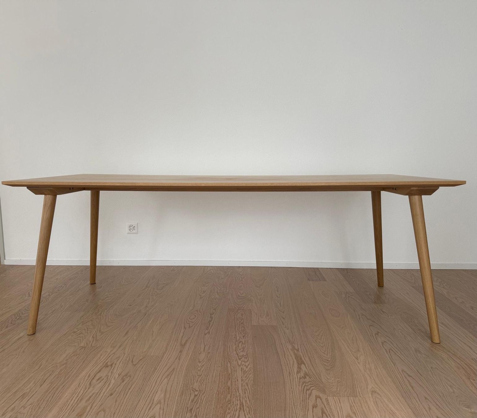 &Tradition Tische: &Tradition In Between Dining Table (SK5) – design by Sami Ka – Gebraucht aus Zürich von cla_rhl6
