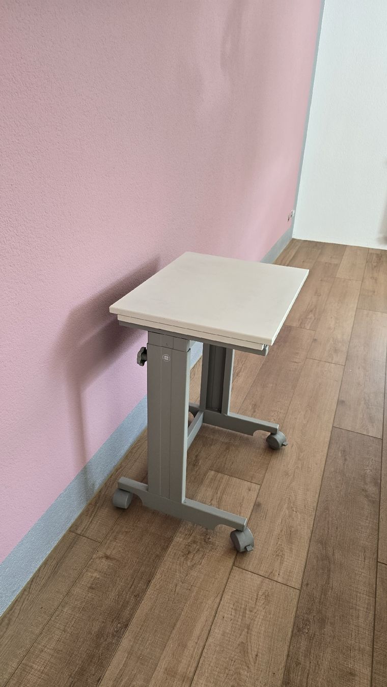 Scrivanie: Kleiner Computertisch – Usato da Maur venduto da mue_7cvc 1