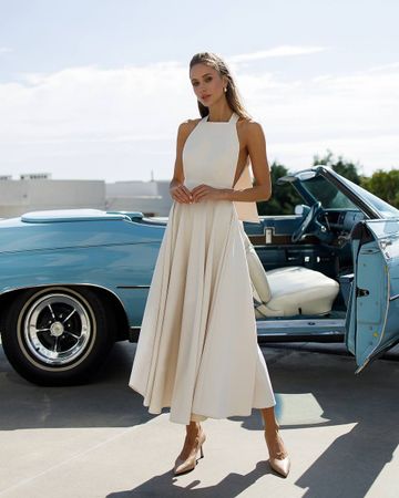 Elegant Midi Dress with Bow Size: S (color Cream)